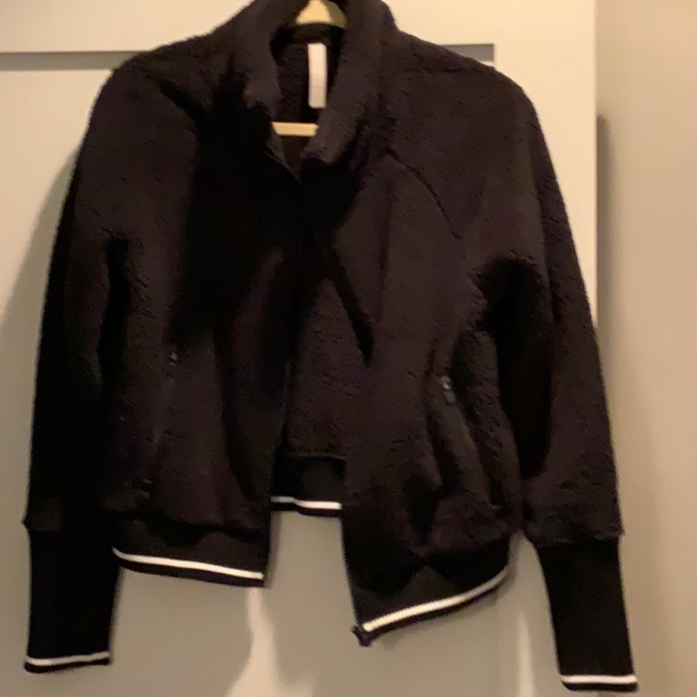 Athlete Black cropped jacket